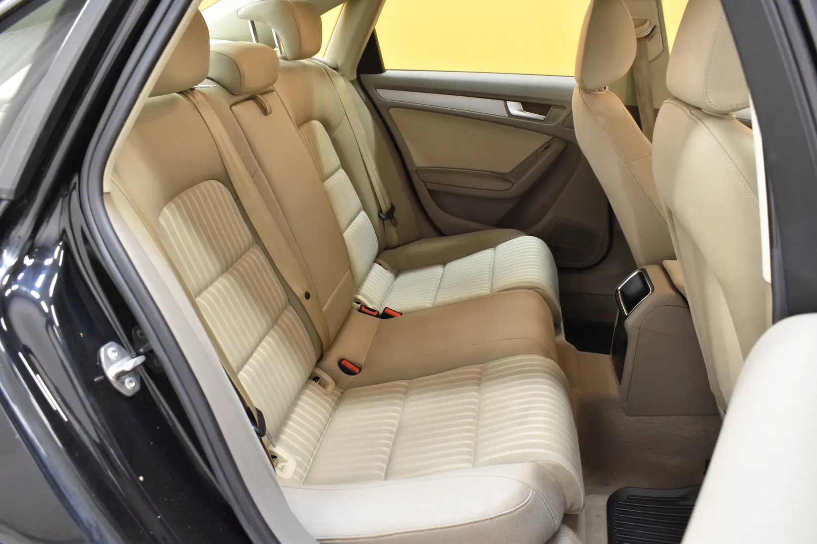 Car Image - 7l05E4mBfLhG6a9CCHYzQO