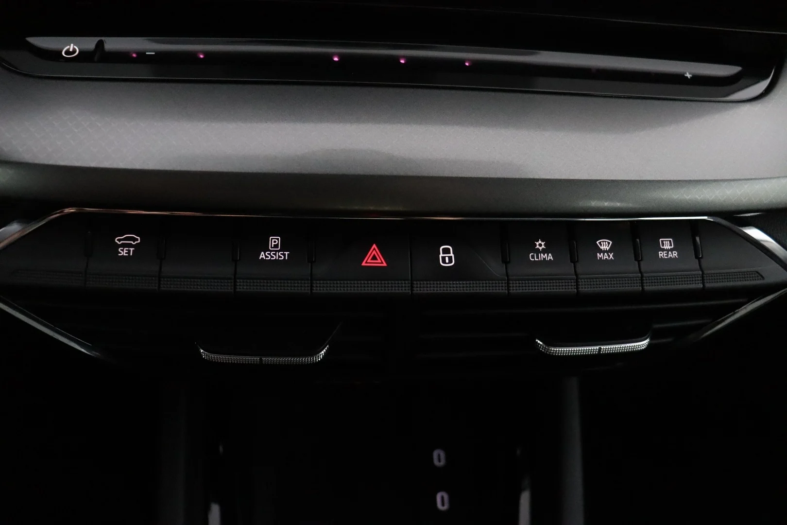 Car Image - T9iZQutWUFS6IeeWvDhQU