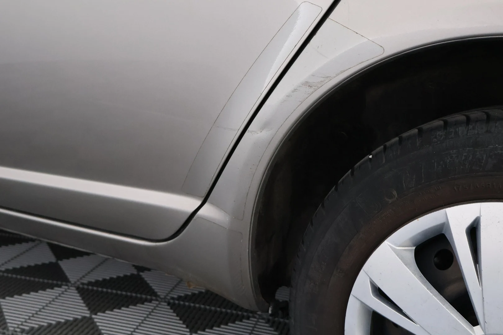Car Image - 1ANnX5kCqC1C7PRdyCj9B4