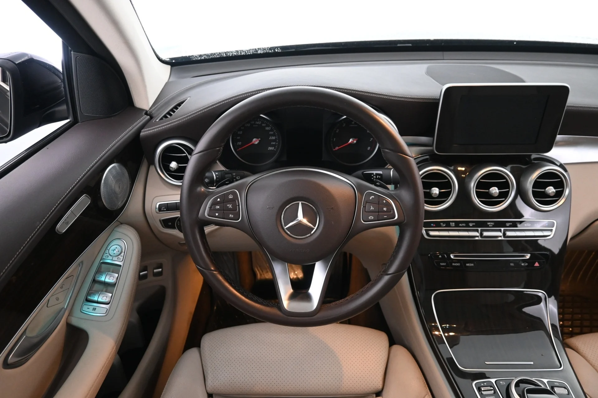 Car Image - 3FI41TJl39Qiq9PeDhKkTA