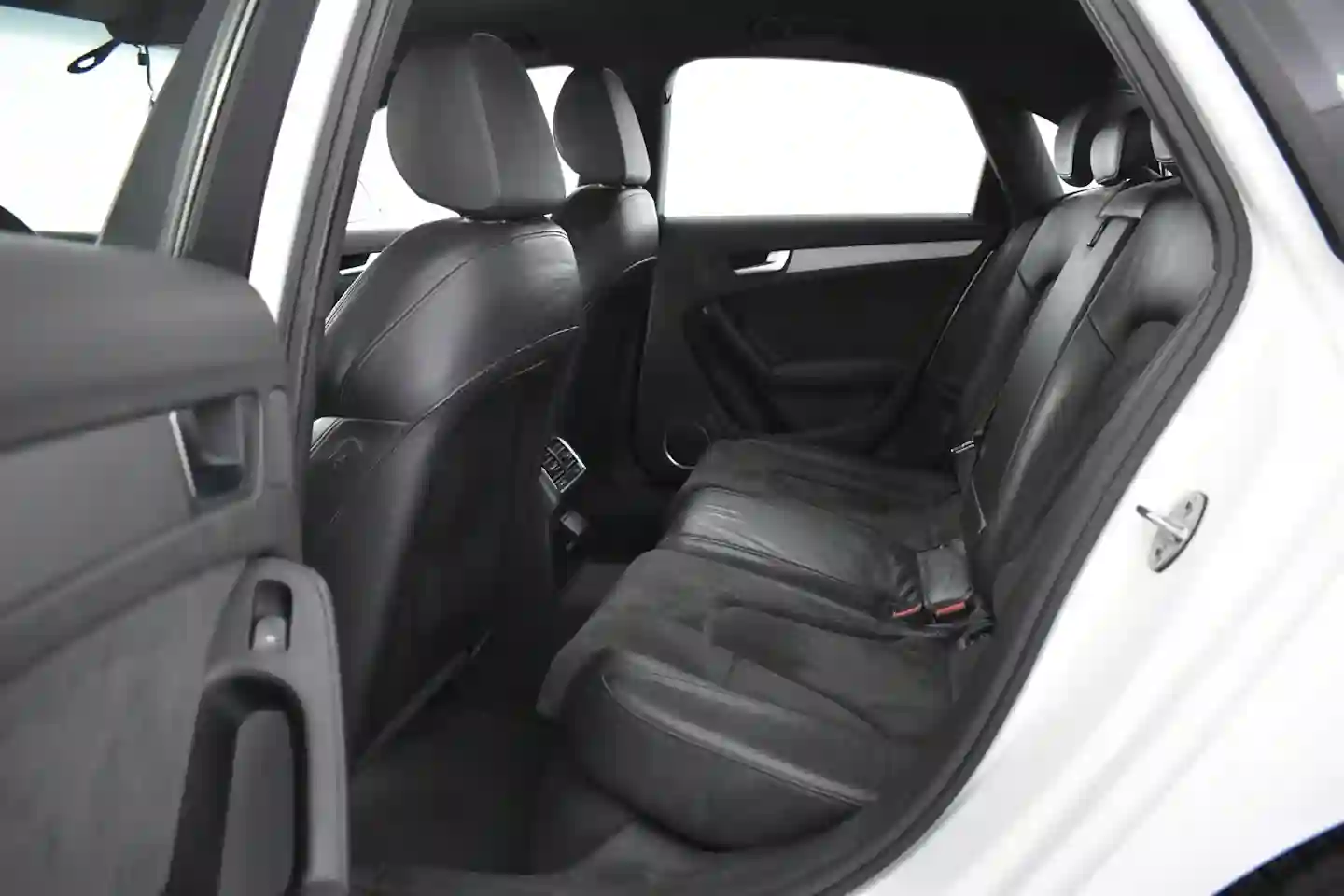 Car Image - 46MTer3wjm3bRlfZykP4hN