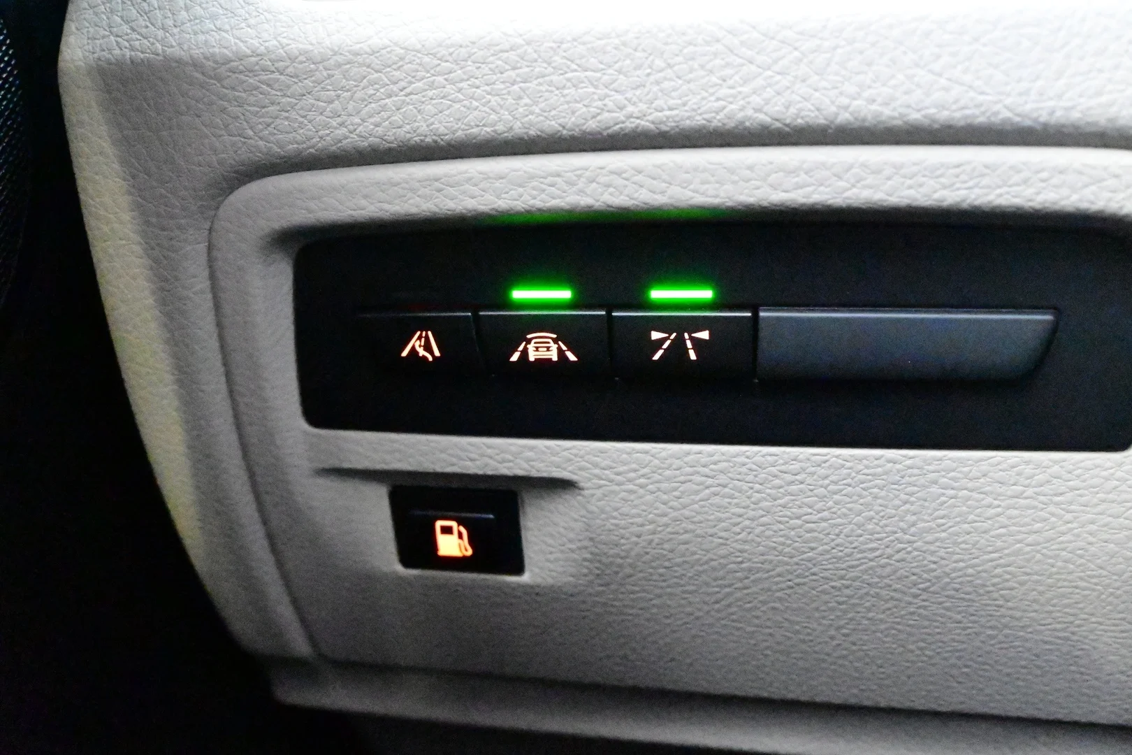 Car Image - 1Cg2e2YymmZjvkZeRdK6Vi