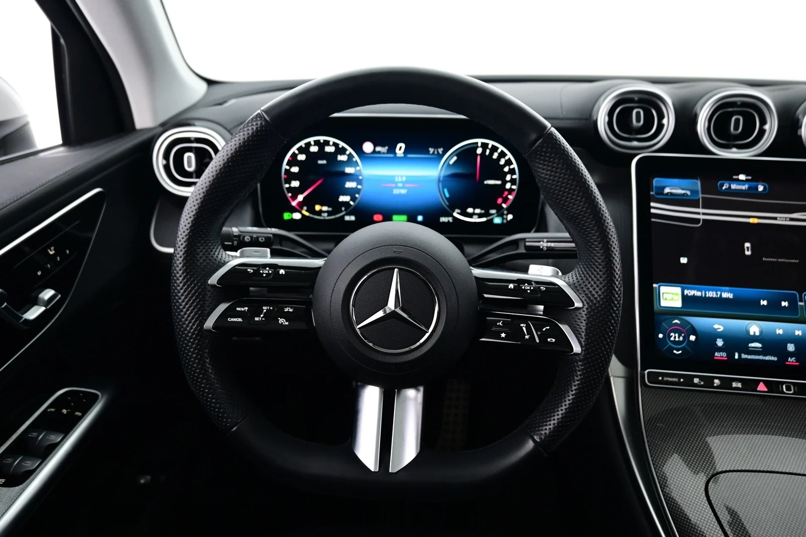 Car Image - 01qeGiCDmomiMKQoxQmAk1