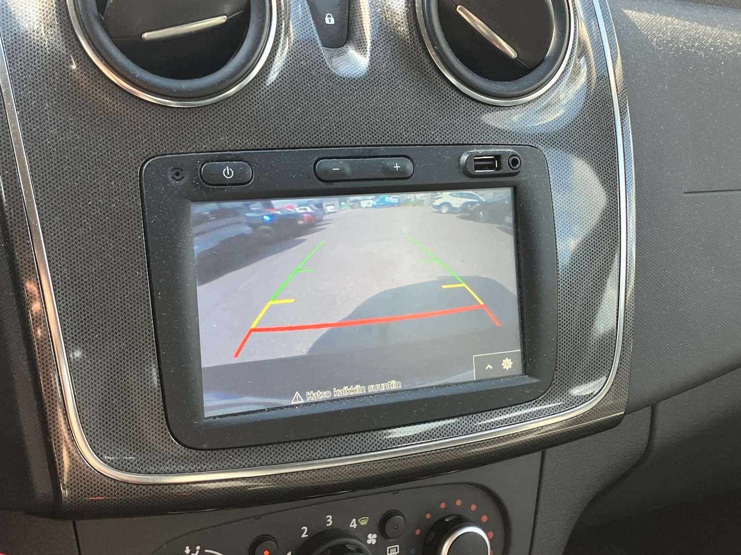 Car Image - 6Qd5QJIamN7WoYhv5ns3VH
