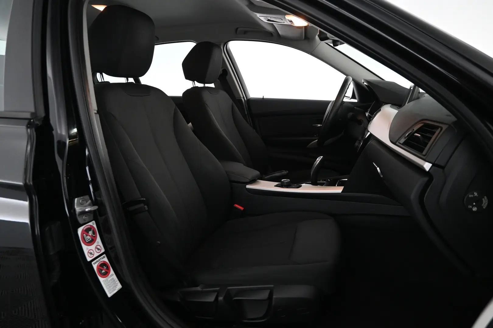Car Image - 2nuCzqbDyf6WphJR4p8GSh