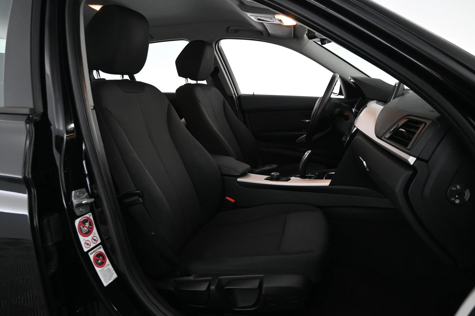Car Image - 2nuCzqbDyf6WphJR4p8GSh
