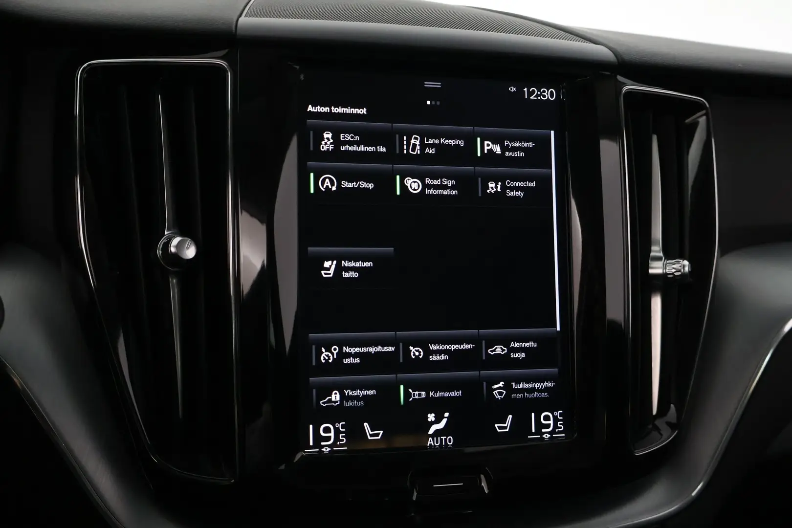 Car Image - 2xGwmoY44bnembLtY1G11a
