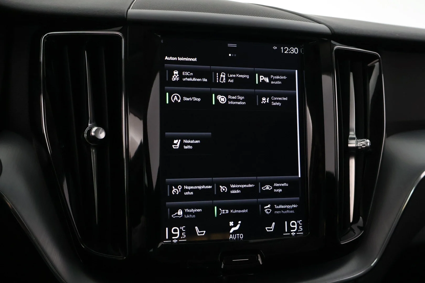 Car Image - 2xGwmoY44bnembLtY1G11a