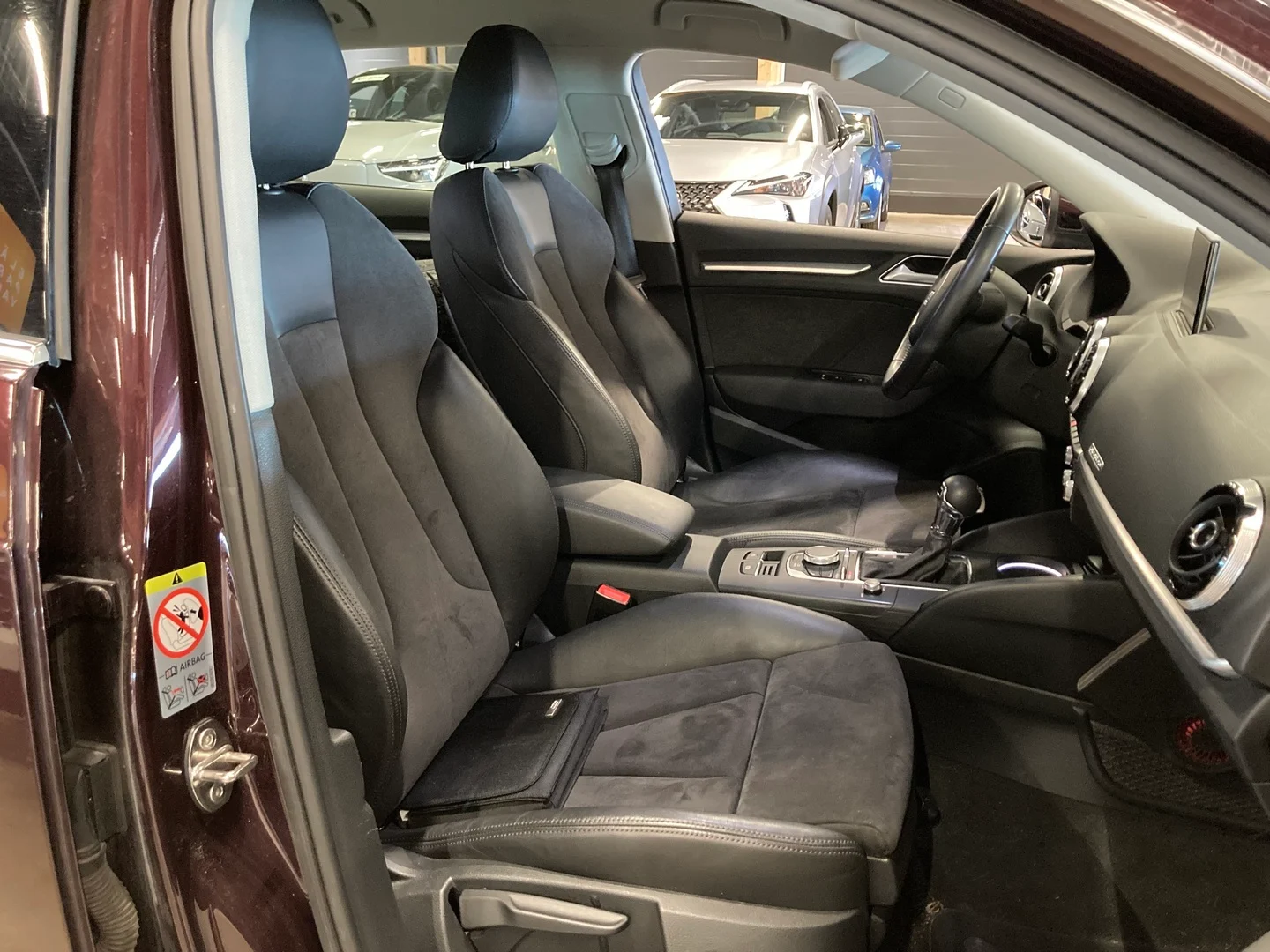 Car Image - 10rcwYM9ehp8zBTL3l7nOE