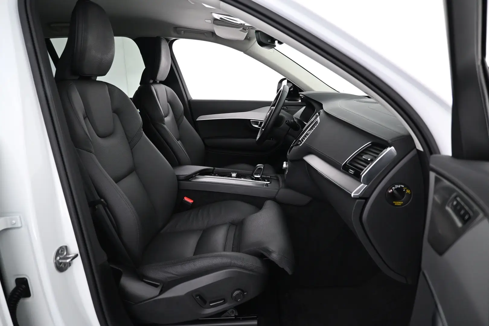Car Image - 3yRjCiy5EDWb5wE8V5Y0uk