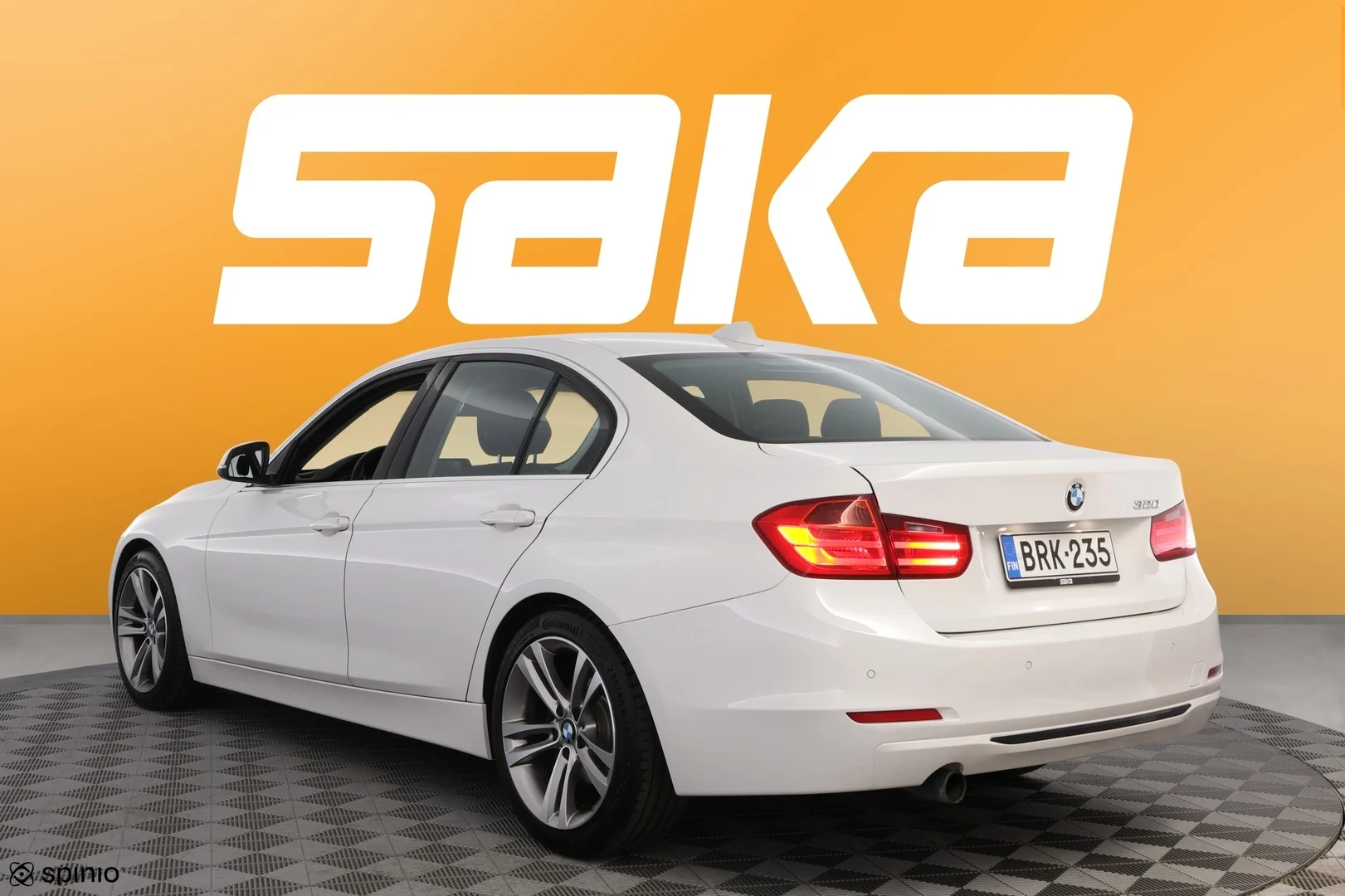 Car Image - 18Pw77XRT5QOLdeS0y6s7X