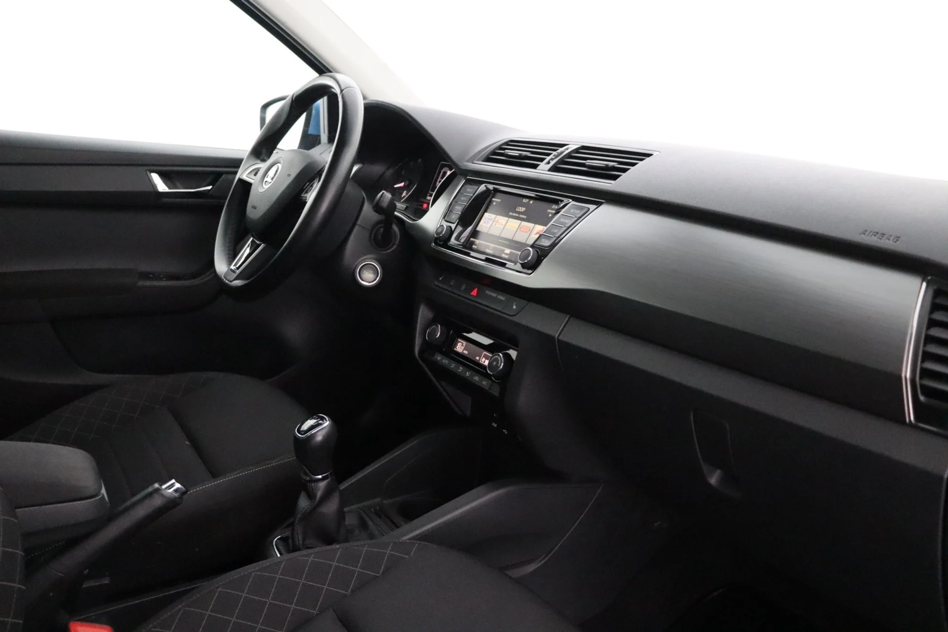 Car Image - 3cvpVPqRhIo4IOup9yXLoX
