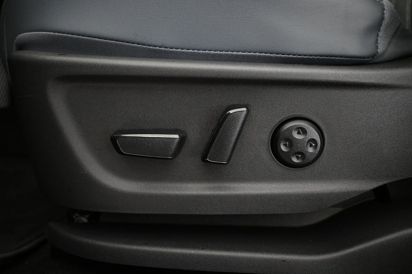 Car Image - 4XPUyfDrmDGE9kZs7WzH6S