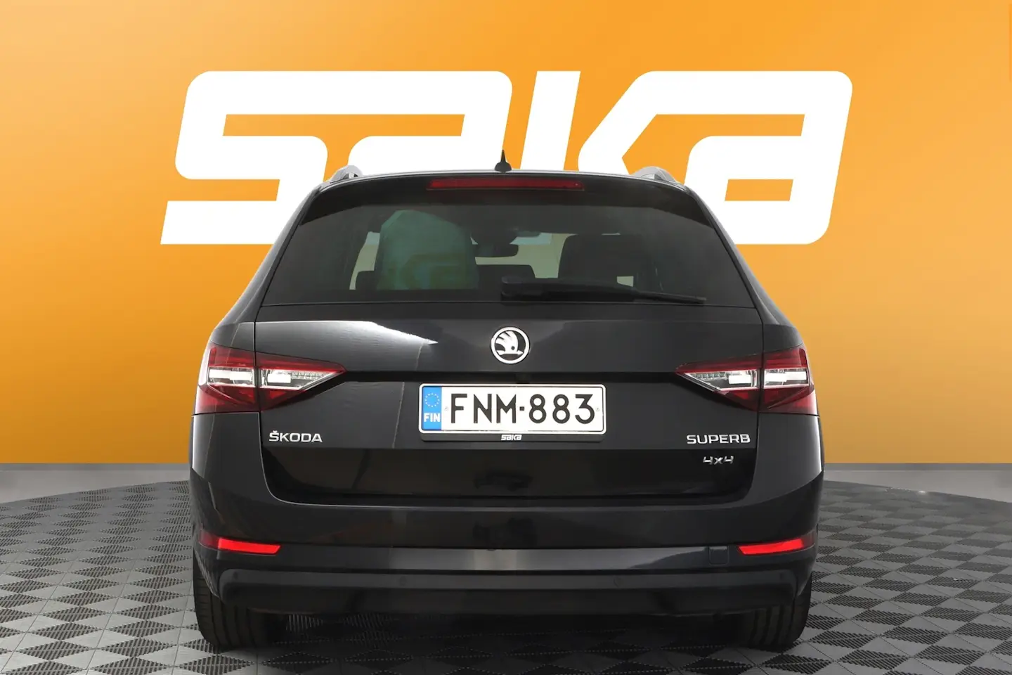 Car Image - 3rhj9ttfv7XUEbrP2QINiC