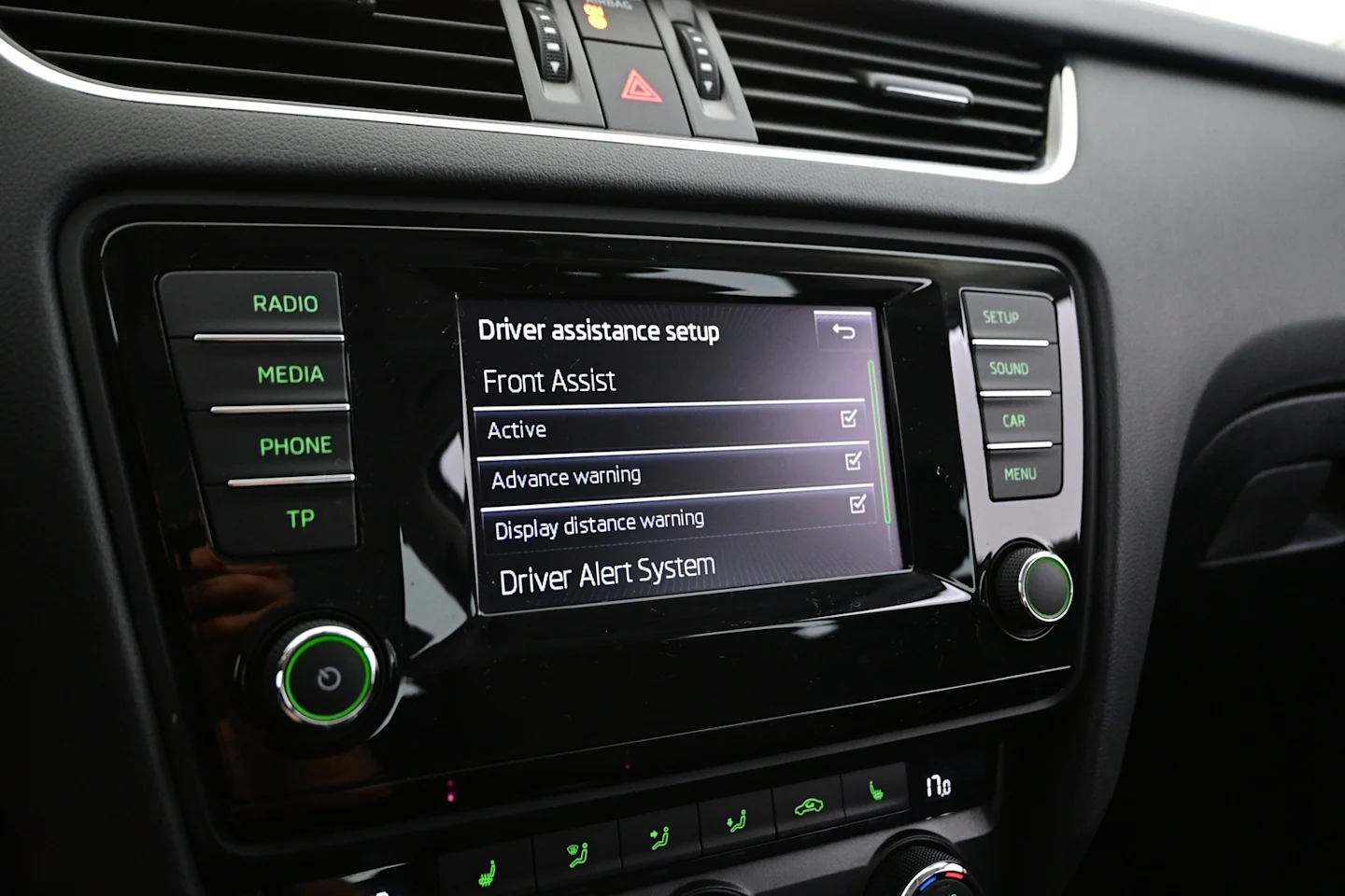 Car Image - 2LvxHJyNZF0sf1ALraMNtK