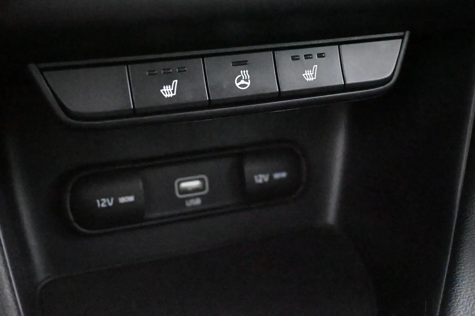 Car Image - 1LZdJTPX2oReWrXpjeiezG