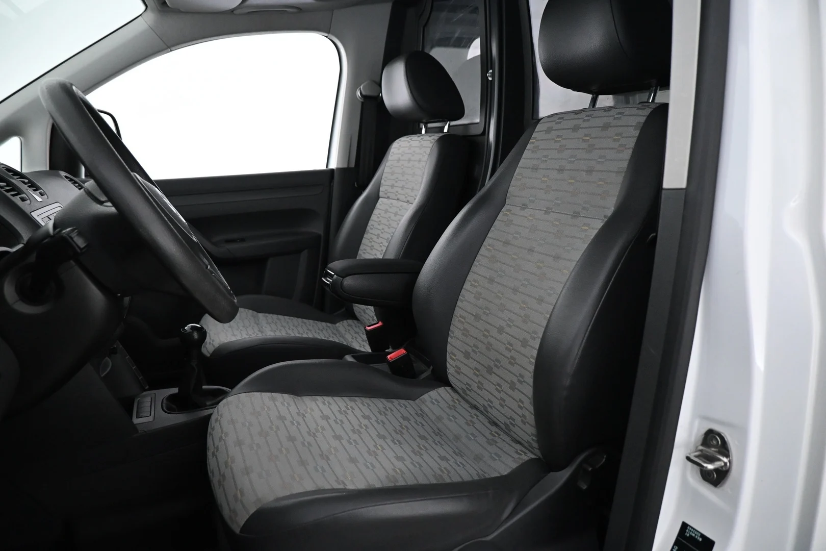 Car Image - 6cBRfCoeCoFCdCsK026swR