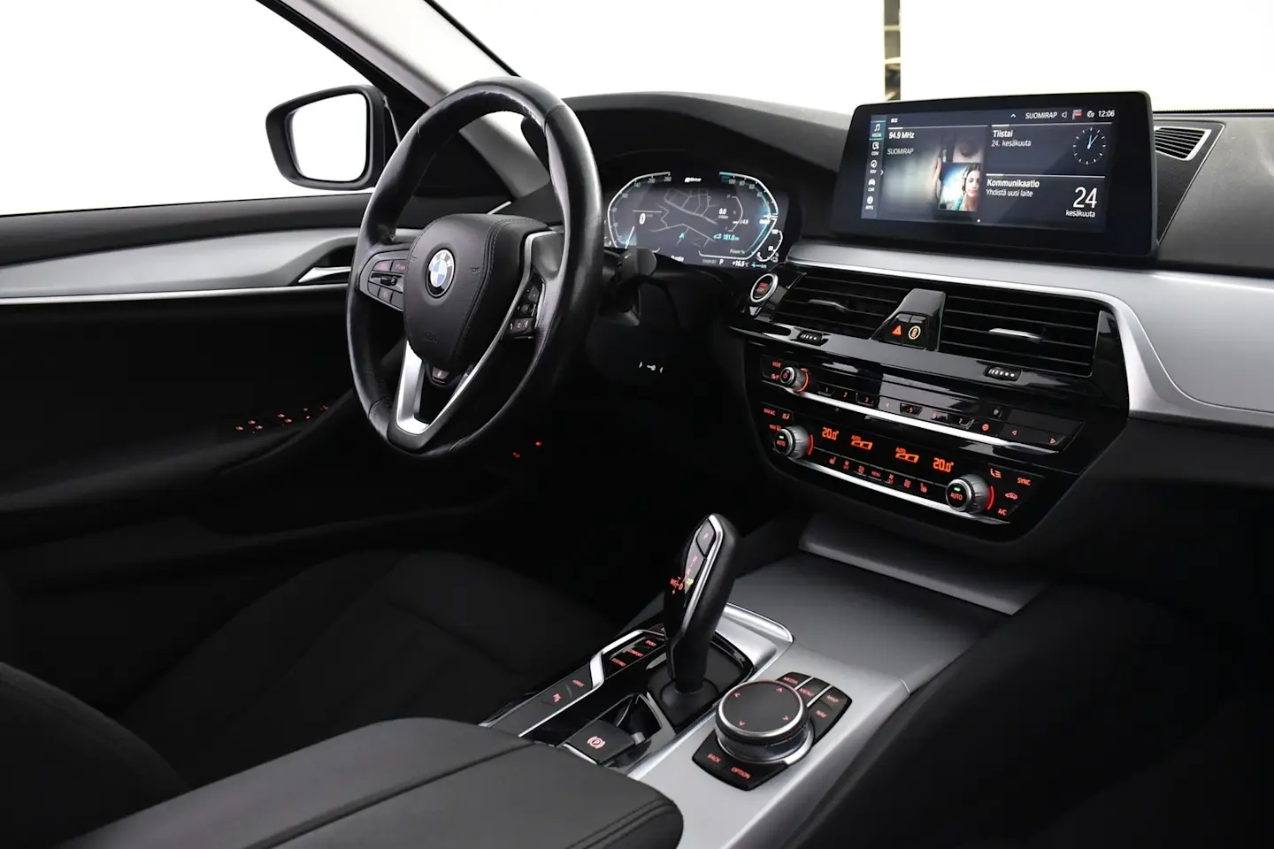 Car Image - 1oljG32WueUWxEFS9mvwgo