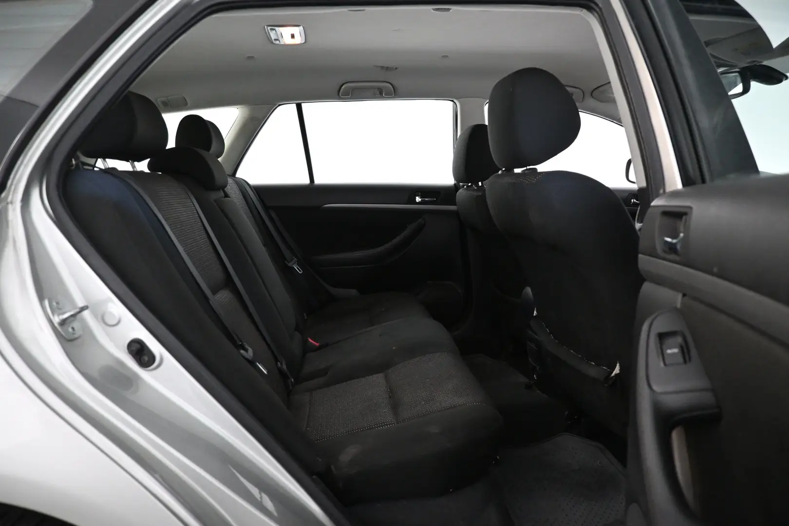 Car Image - 4gPXRGCW1mJjB2fvxBdQCE