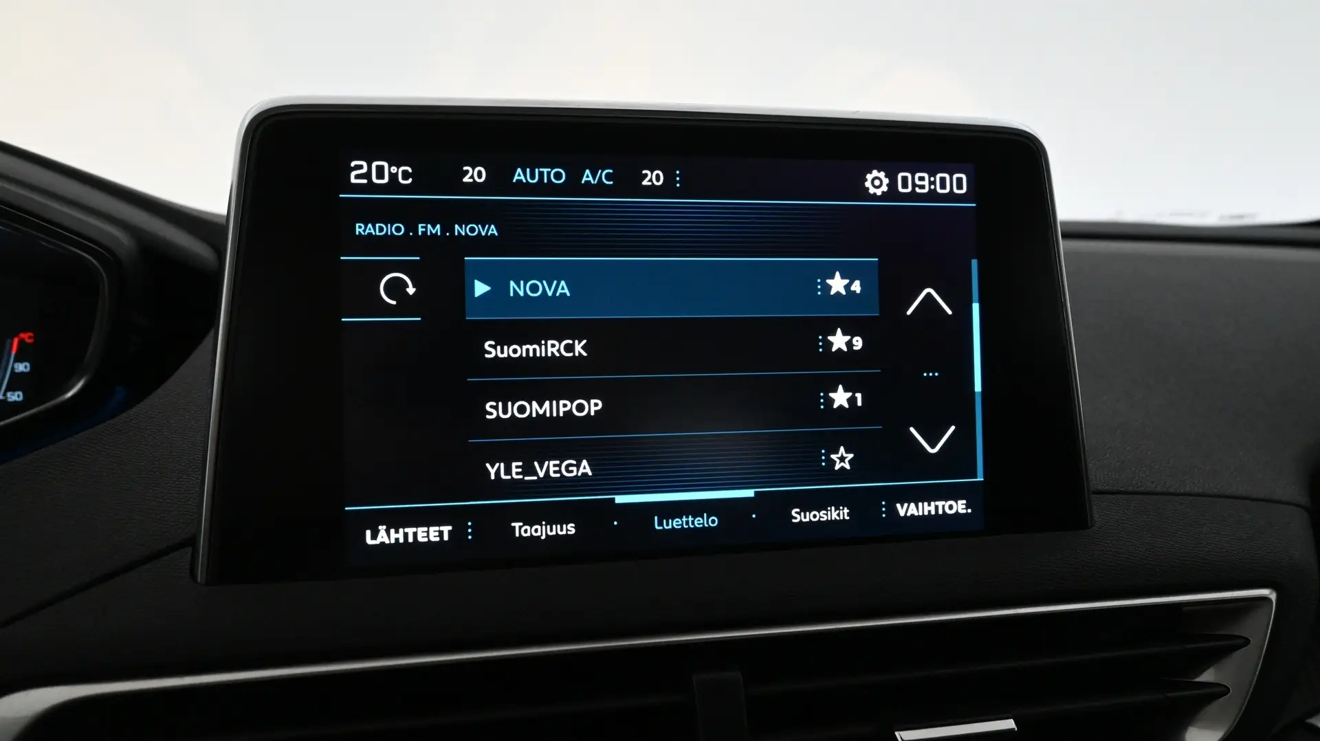 Car Image - 4ZQe2mzEq3YhB10Mxc7mvJ