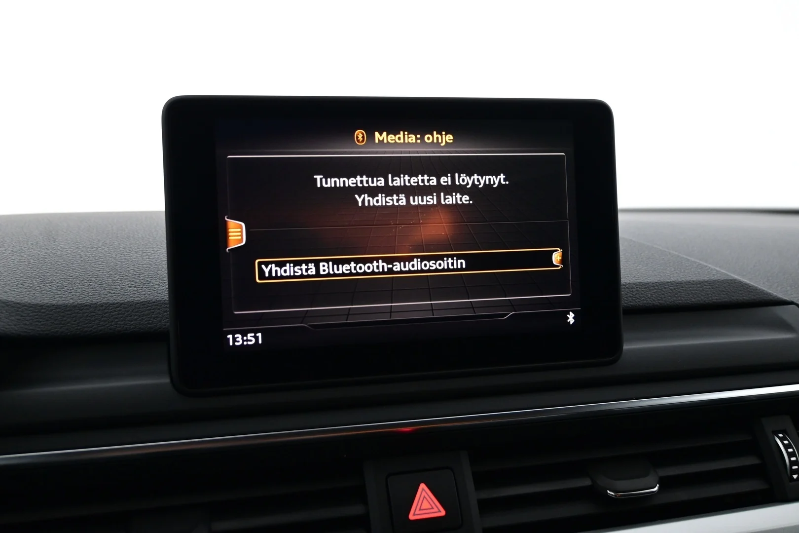 Car Image - 1aYcPEL33i1Z7Ka0vxQs1X