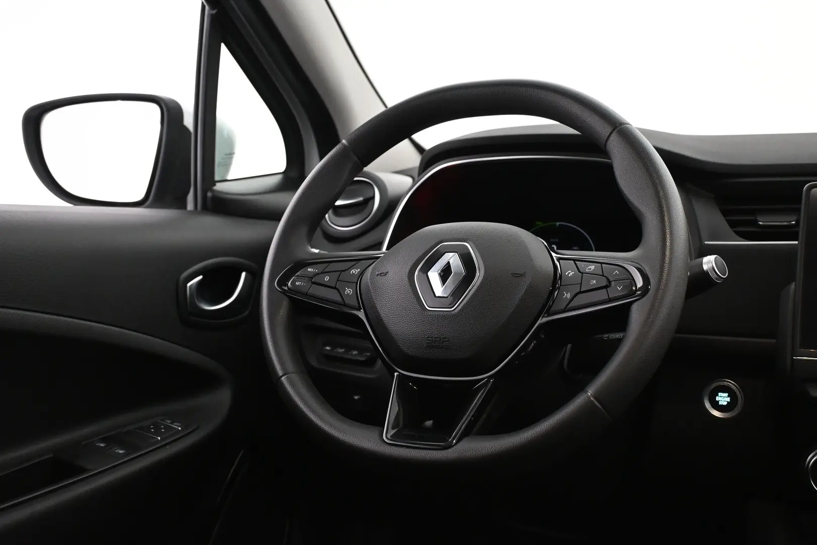 Car Image - 6Cf4auog0C8gOqLicbqN1T