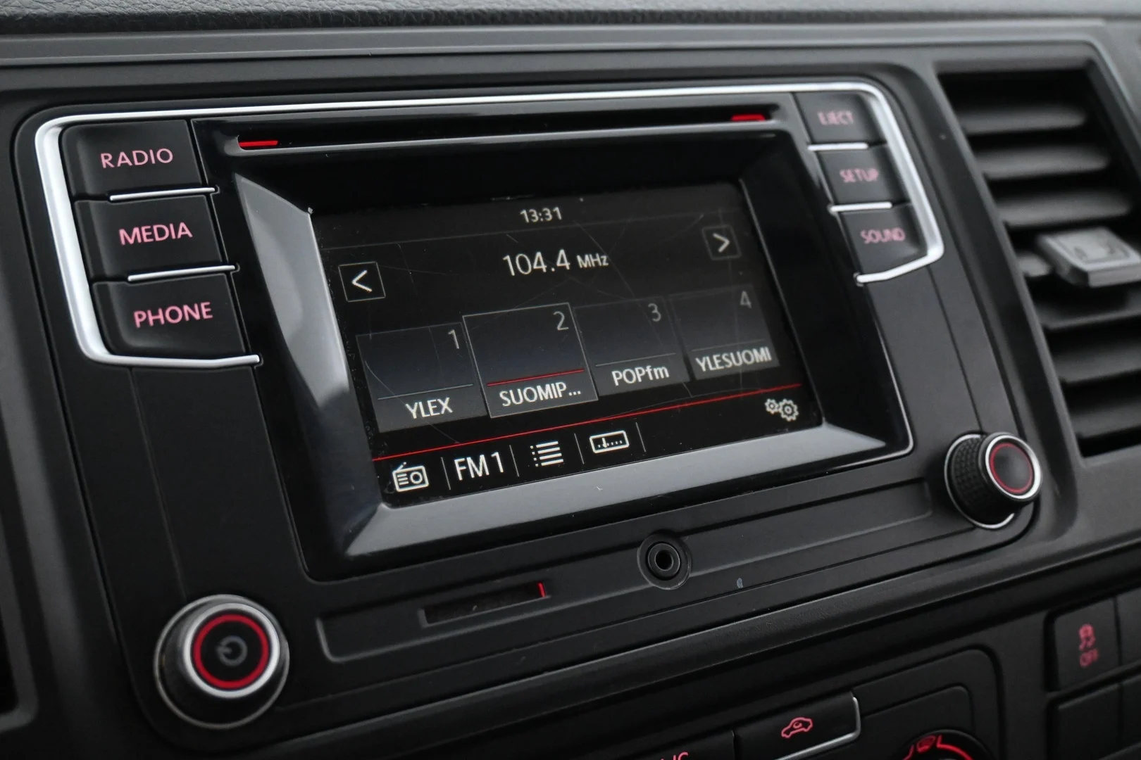 Car Image - AOCwEuwV8adroO3NOK2hh