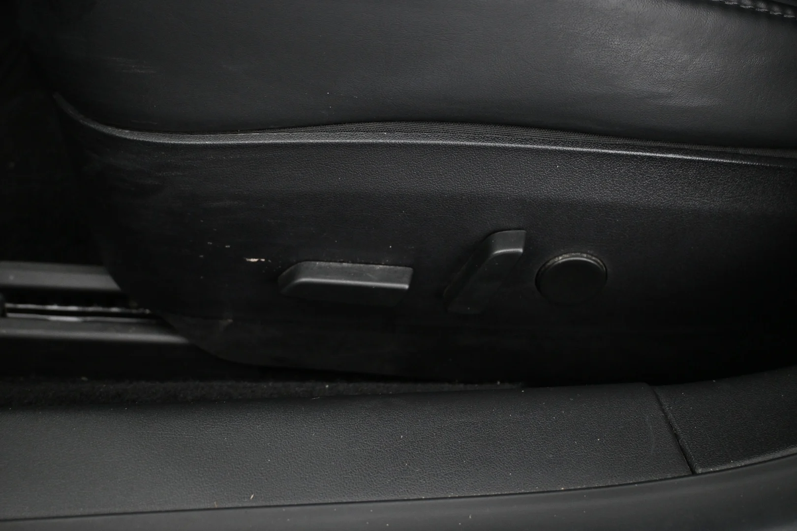 Car Image - eecBR8BOtYA1XN5zdm52q