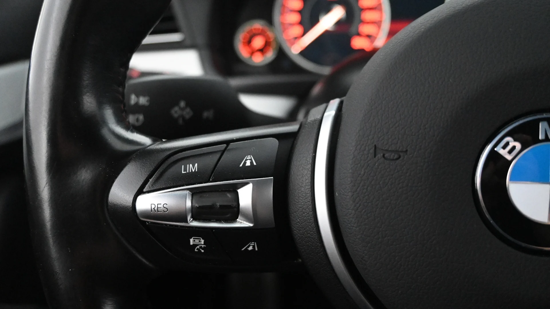 Car Image - 1TqPRUFfUn2JHZeKM4hVzQ
