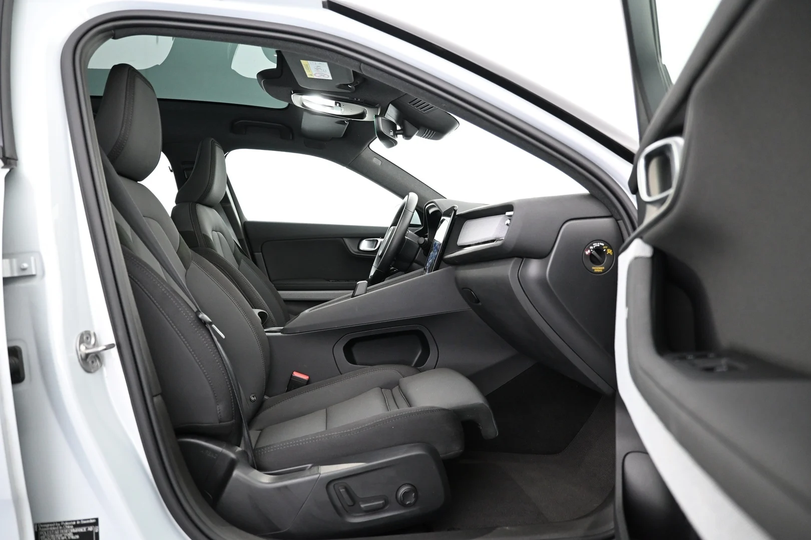Car Image - 1DLlgE7G9BsL4TkneoYqtT