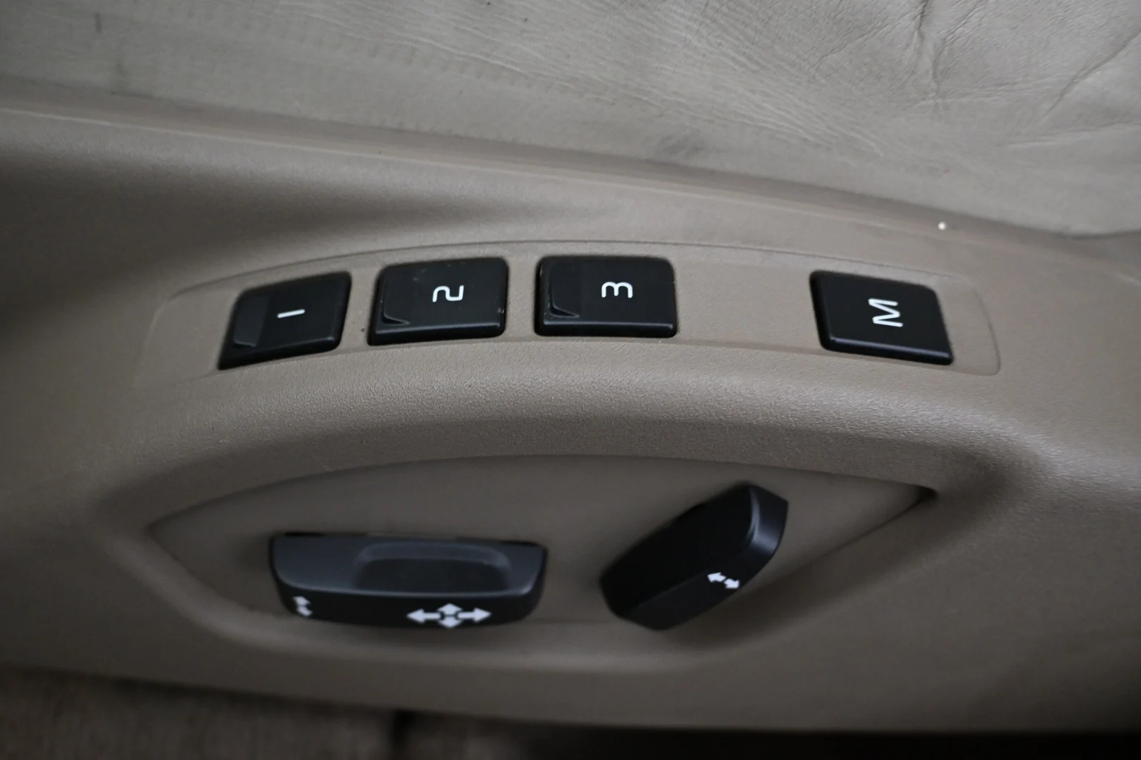 Car Image - 17kFJakzZMDg370pjiC2z4