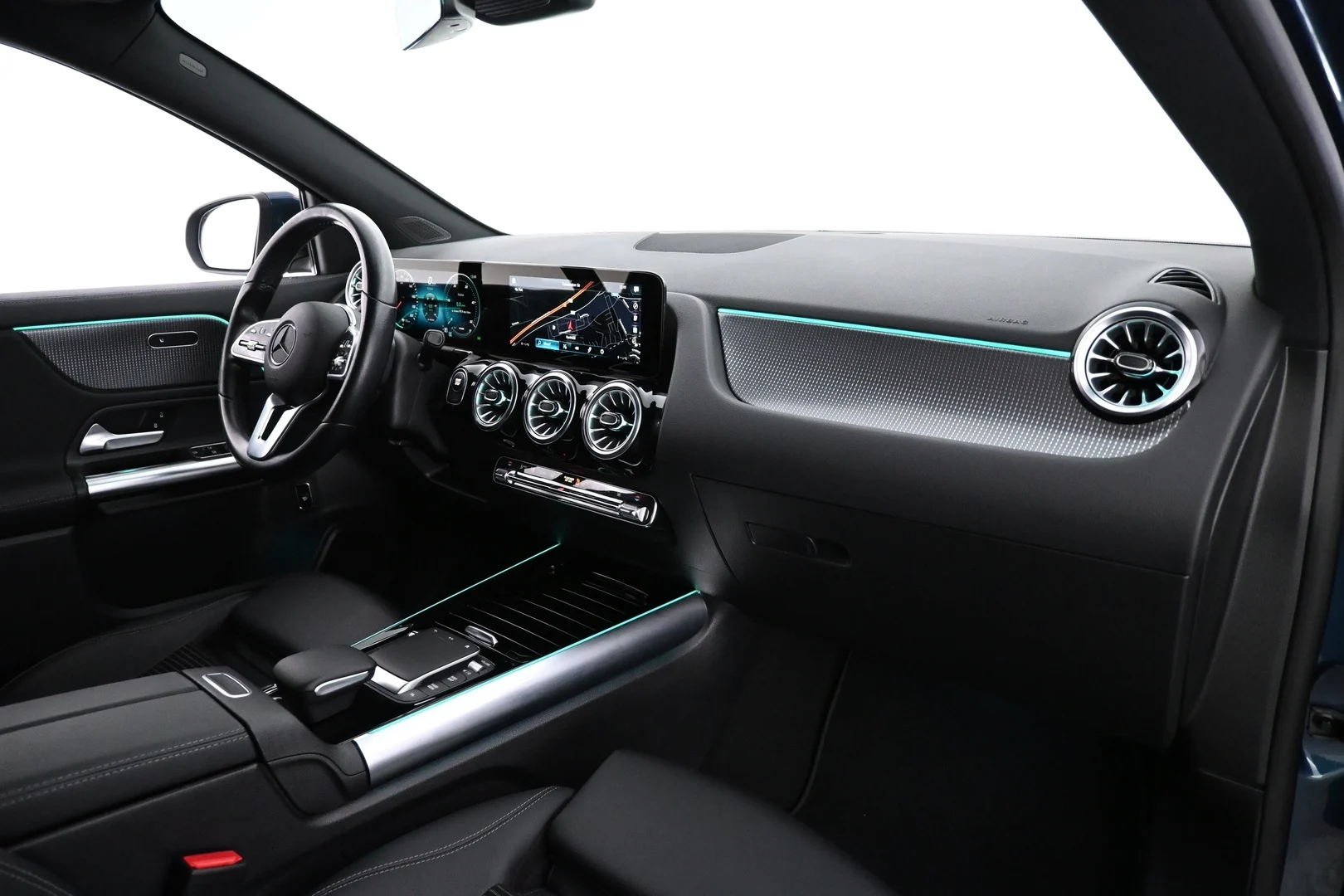 Car Image - 2T7IF9oAU3XIHAlm3c95wI