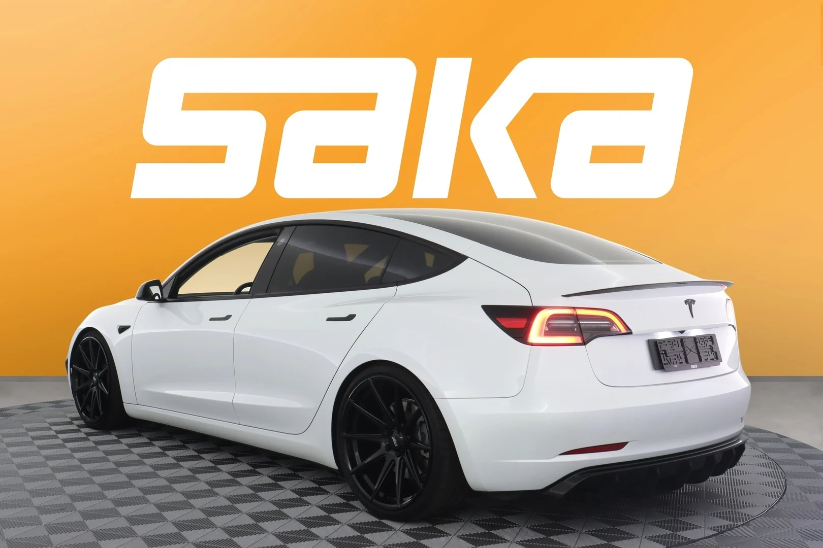 Car Image - 6z1MFyM38kqaw82tvZotR9
