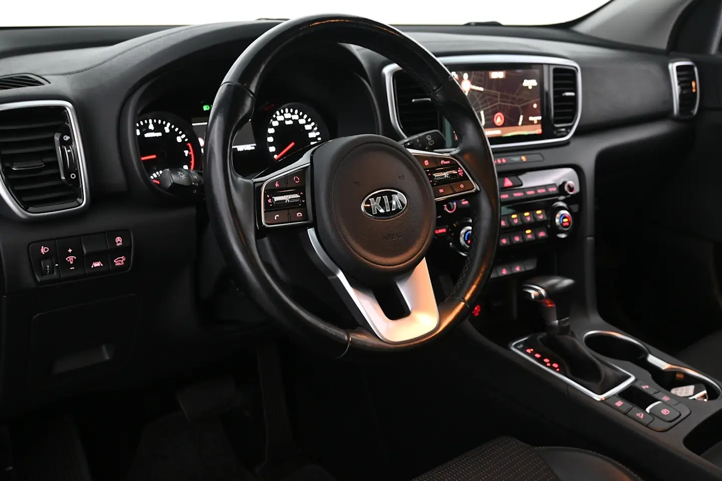 Car Image - 72h5j8HvHGhVrz05MinPKn
