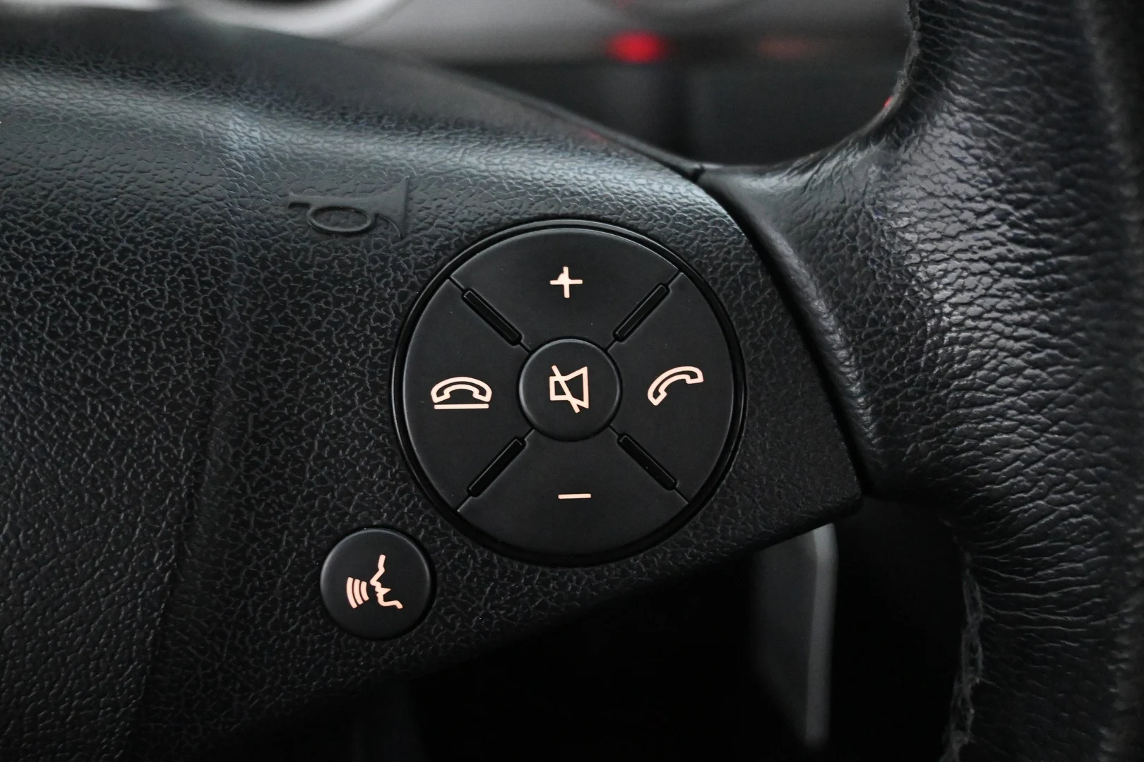 Car Image - 411w4RoKNSBzLrOrPc5Dz5