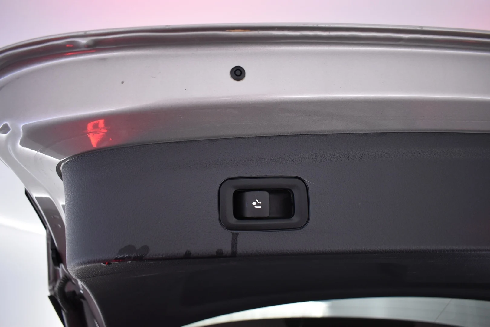 Car Image - OXiKNMPDpvmkc7TQiY8na
