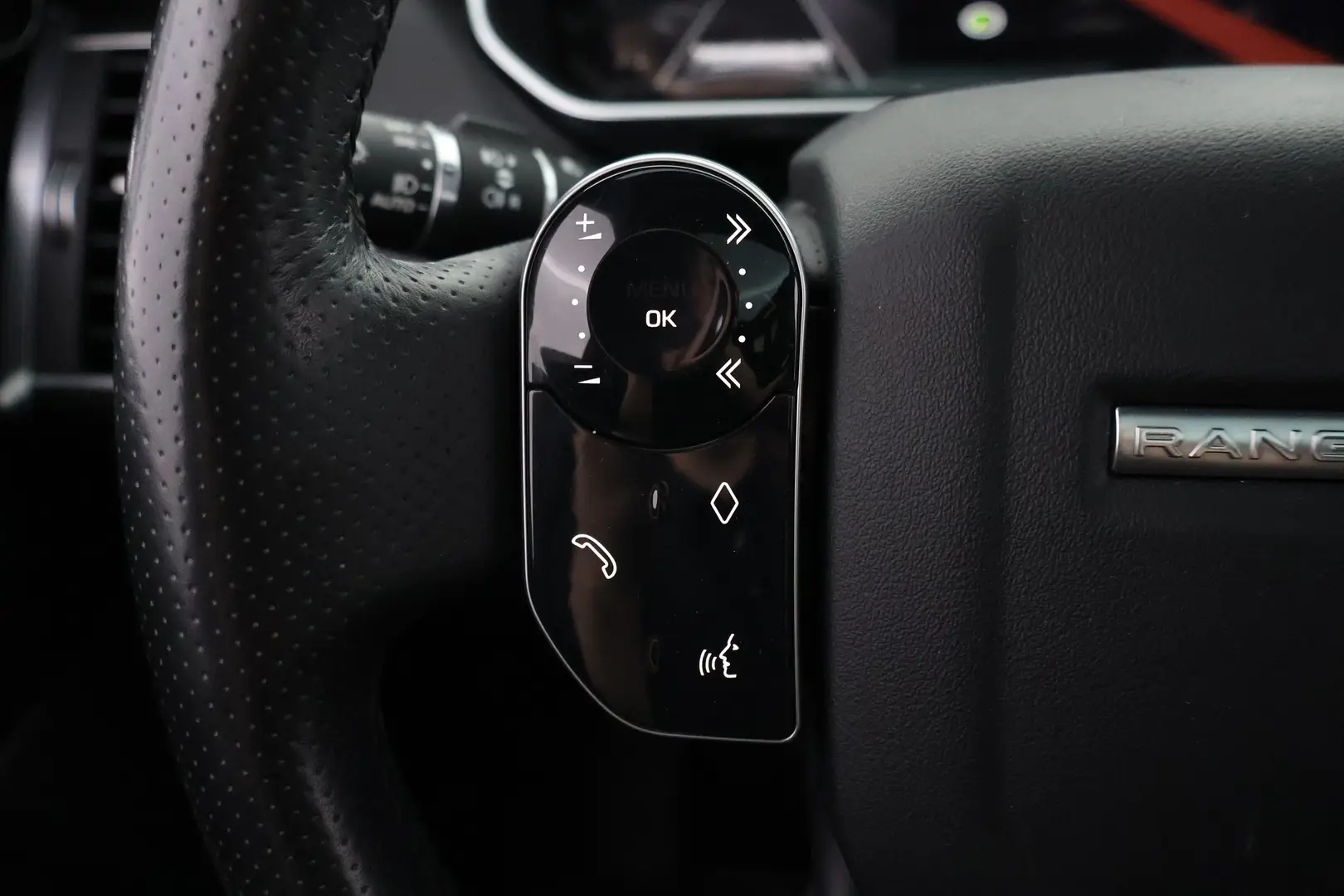 Car Image - 1fV3sgBhdwh82Hho9hR81m