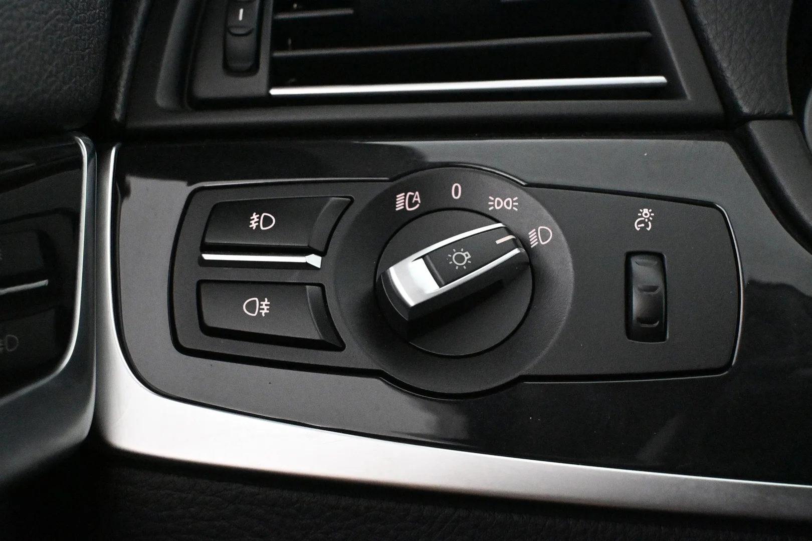 Car Image - G6SbDMepYpUqwLGzq1kTM