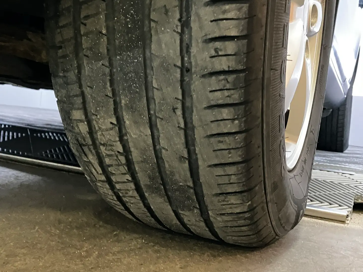 Car Image - 4zXcZF5zDbFL2SNcu7M1vG
