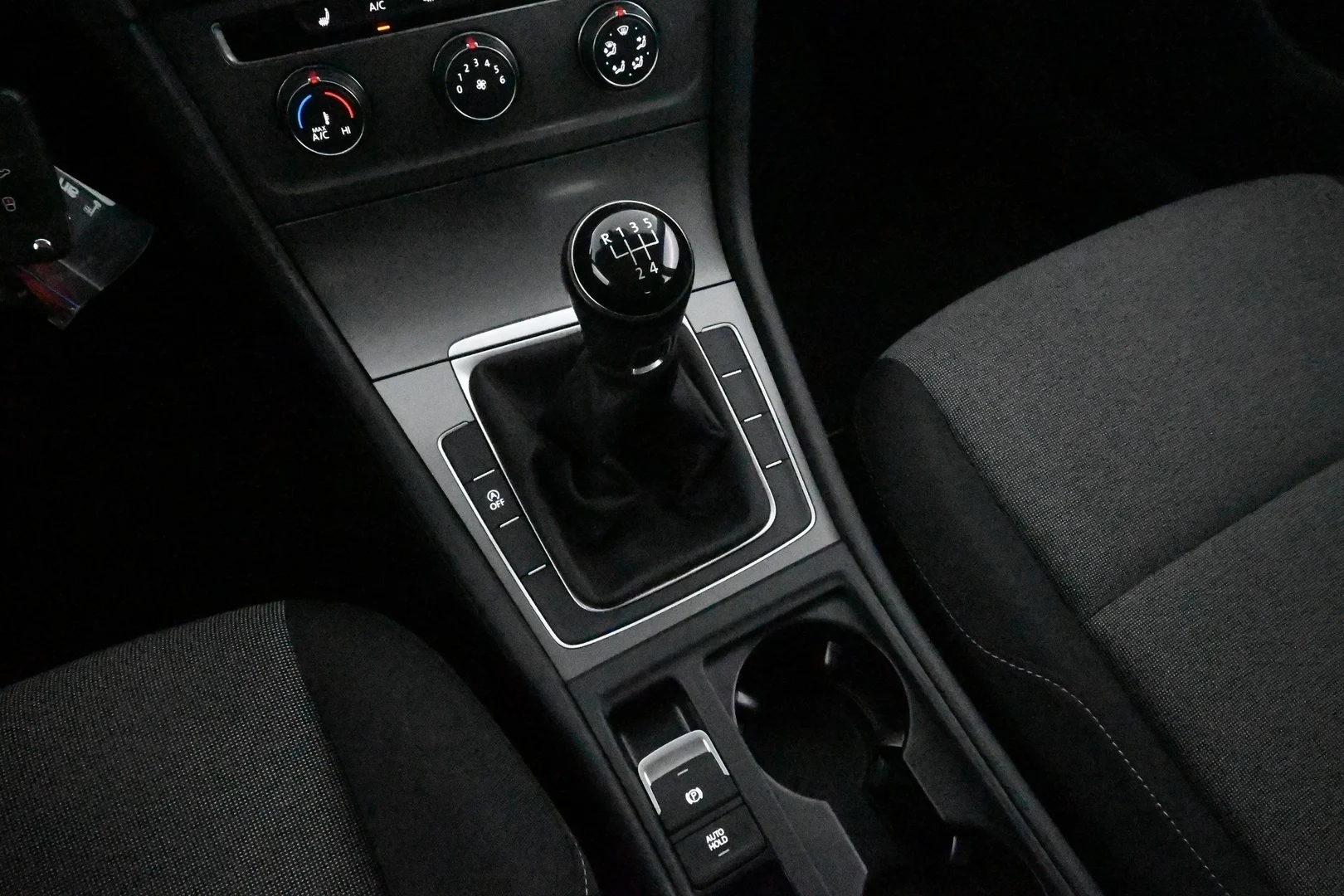 Car Image - 6JuuoRQvr9y5HB17ZsuOAi