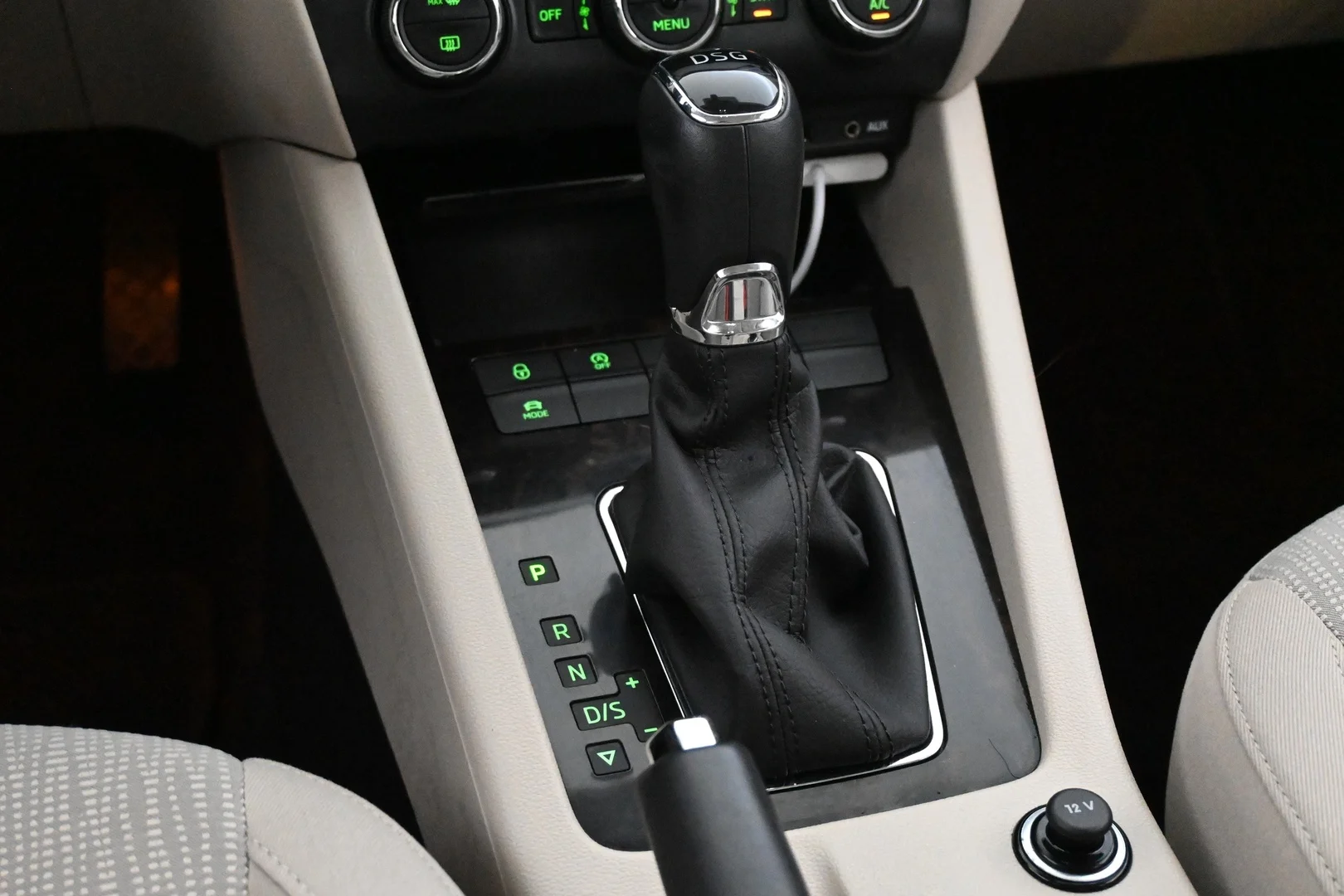Car Image - H8Y9rGmeNAC2AkkVDRaRl