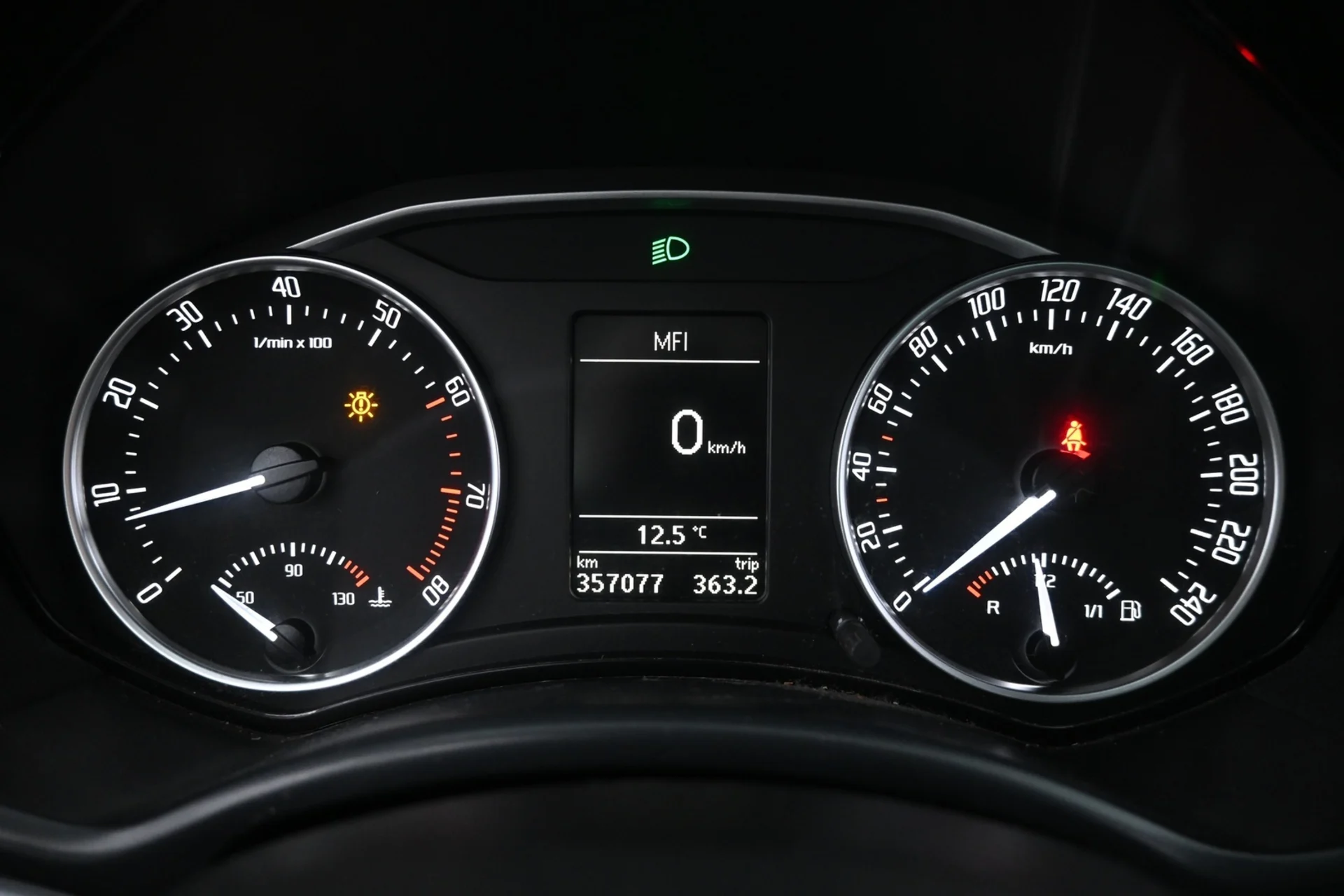 Car Image - 4Tvb8grAkwmXeX3FXjRdGW