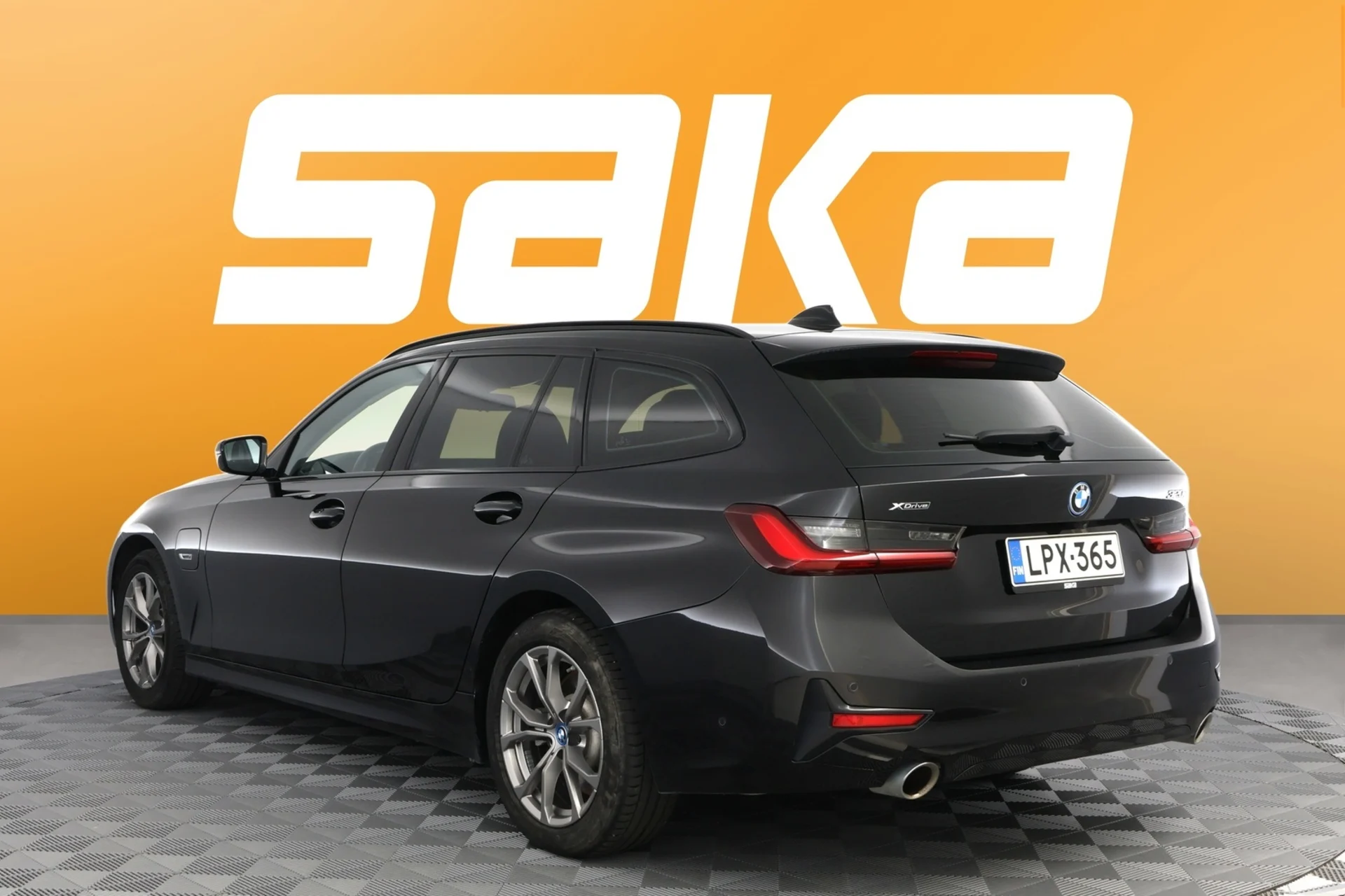 Car Image - 4Gi1Dn3WXVj999S82SIZnf