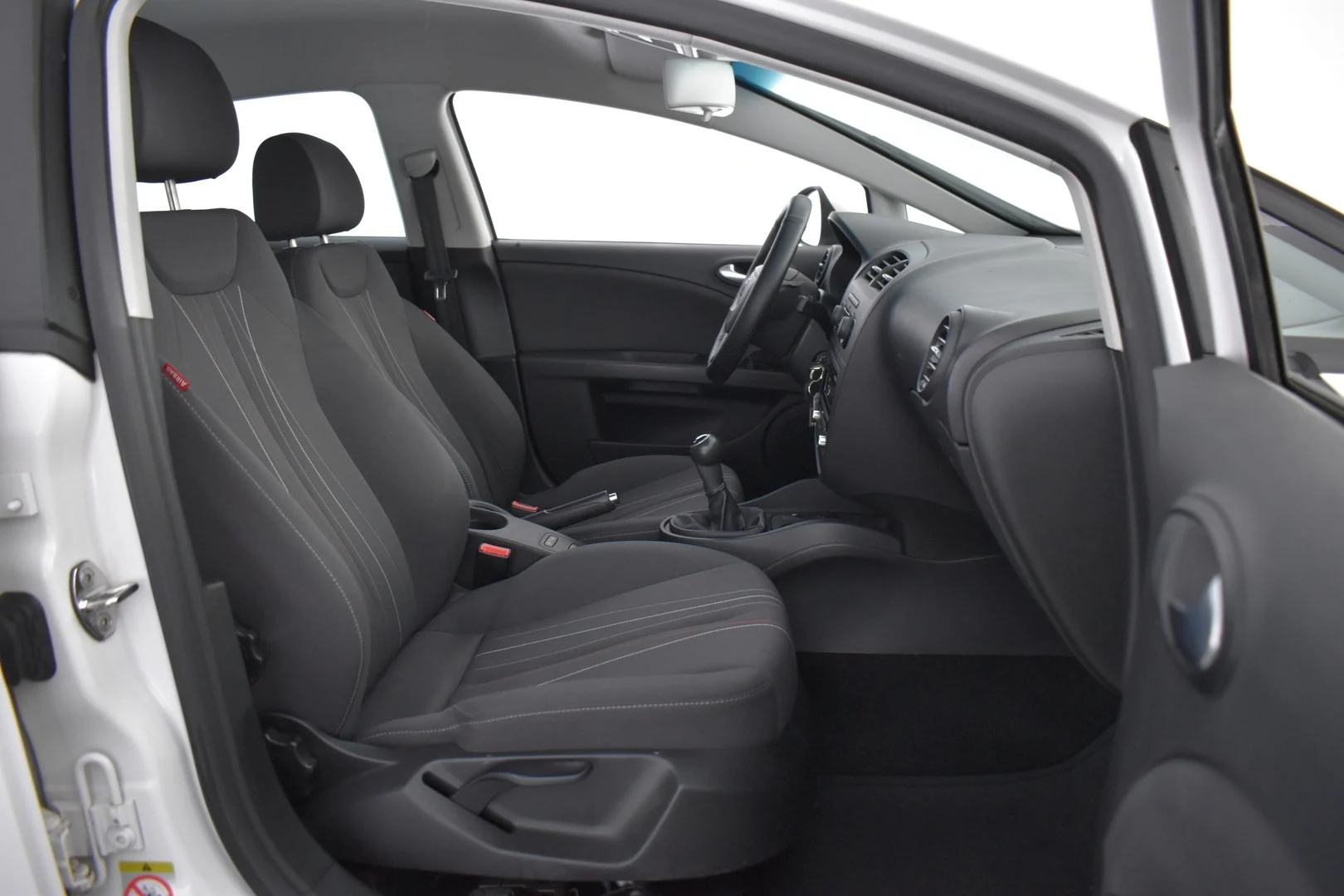 Car Image - 5tA07n63KI774SBi8tFS4I