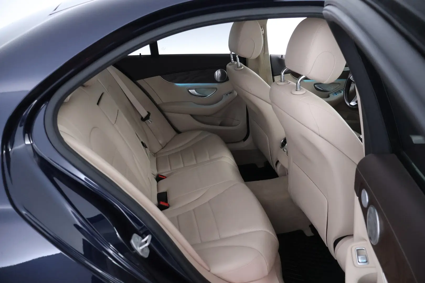 Car Image - 6J5slcfQNsEc3LxHjfpgeA