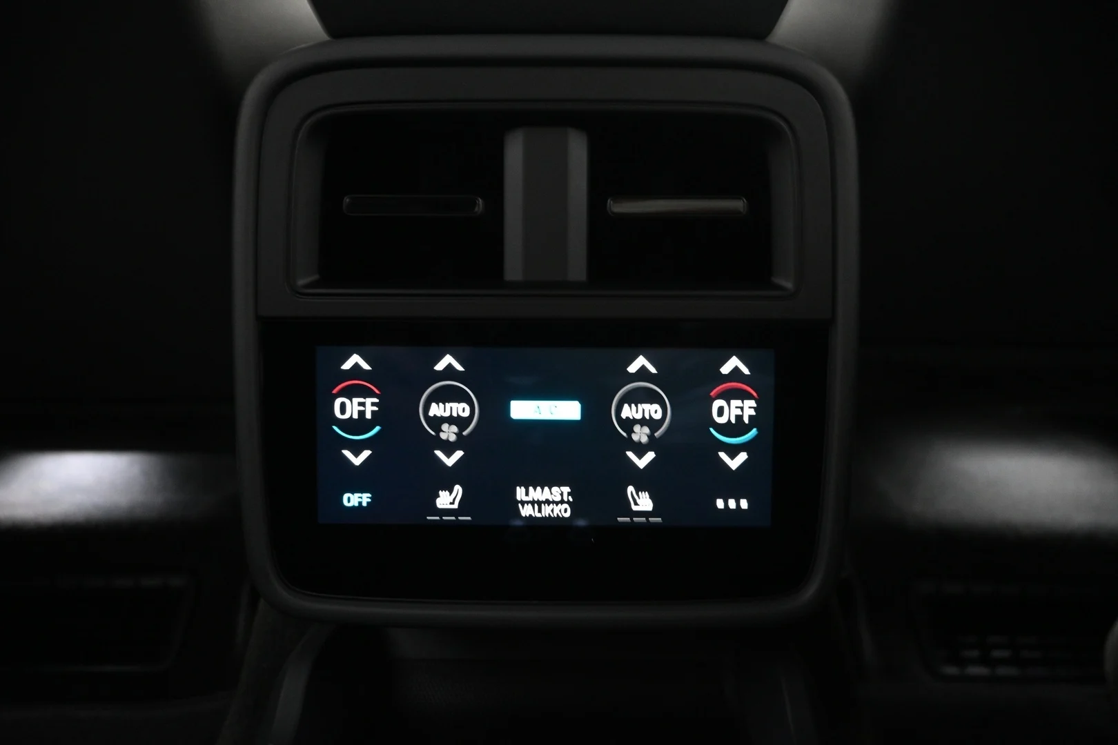 Car Image - 1ts2EMq7QdryiM9IJp1B7Q