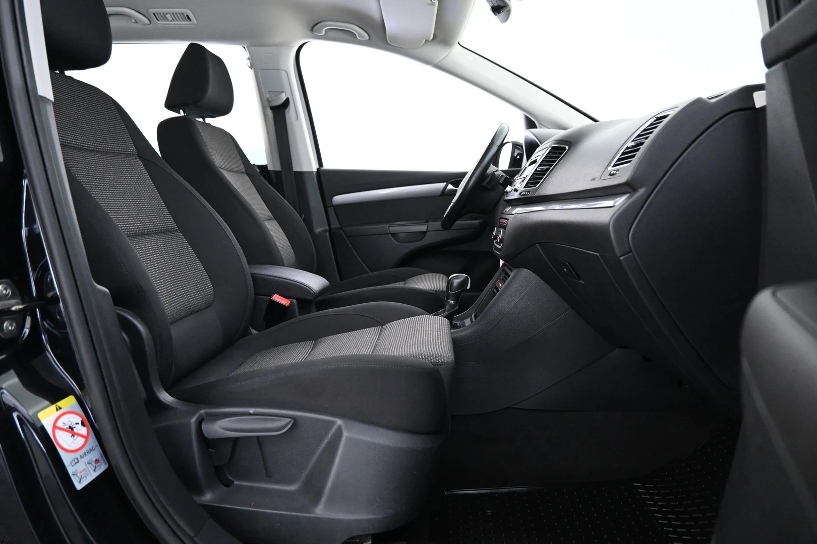 Car Image - Z2ohm3VtseqFWD9pNlICq