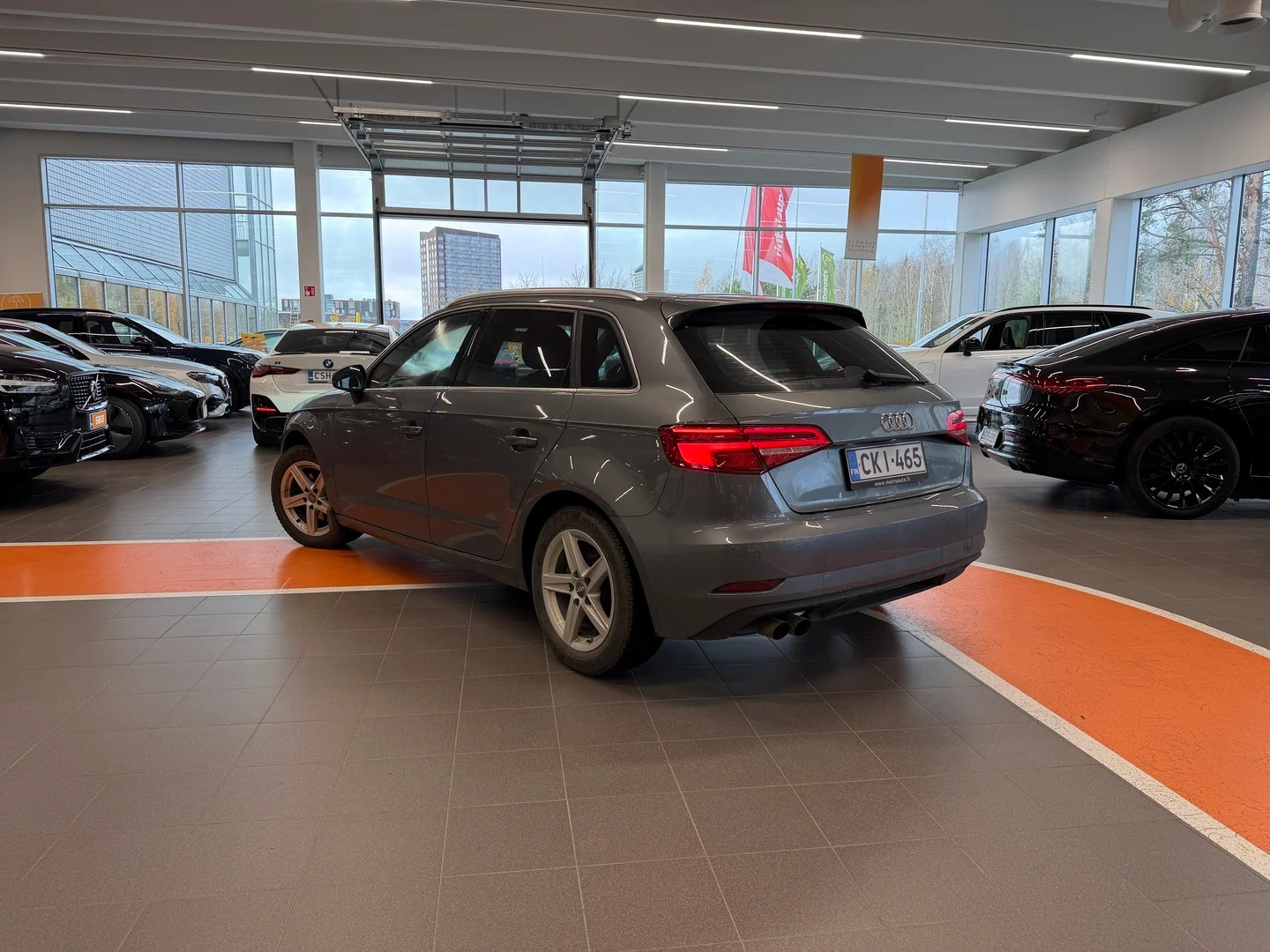 Car Image - 4QV2EhrnO5k2LNsBtT03w0