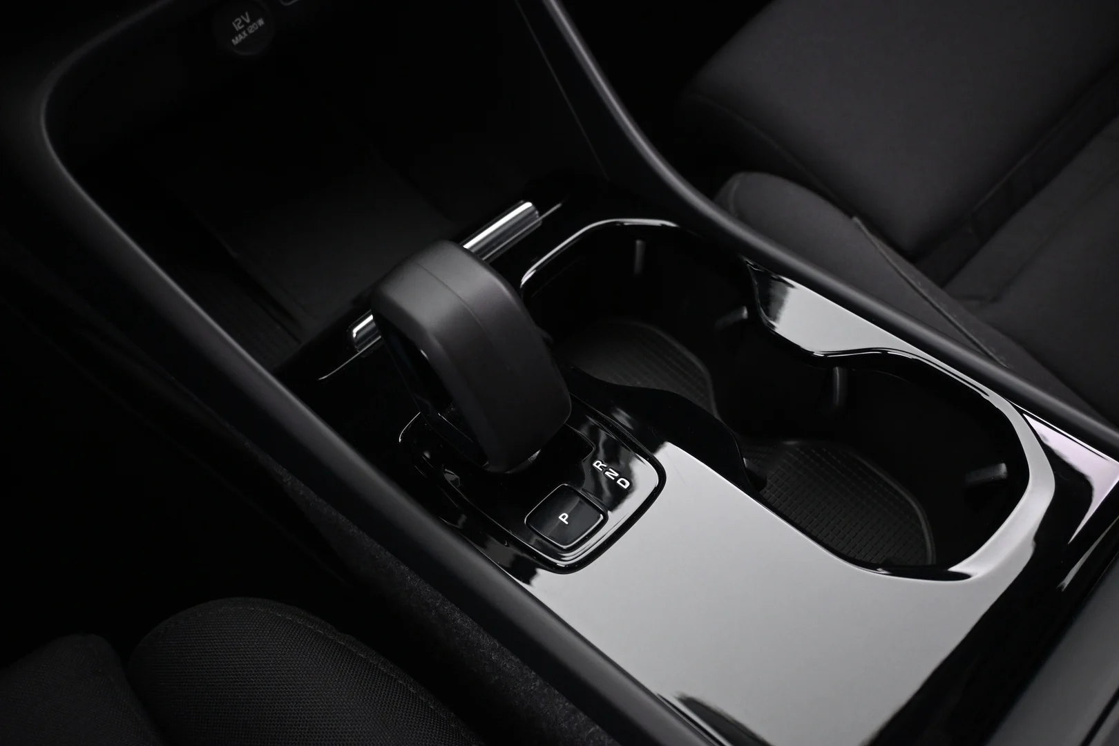 Car Image - 1THp3rsiFNzAxfnbcjbVTk