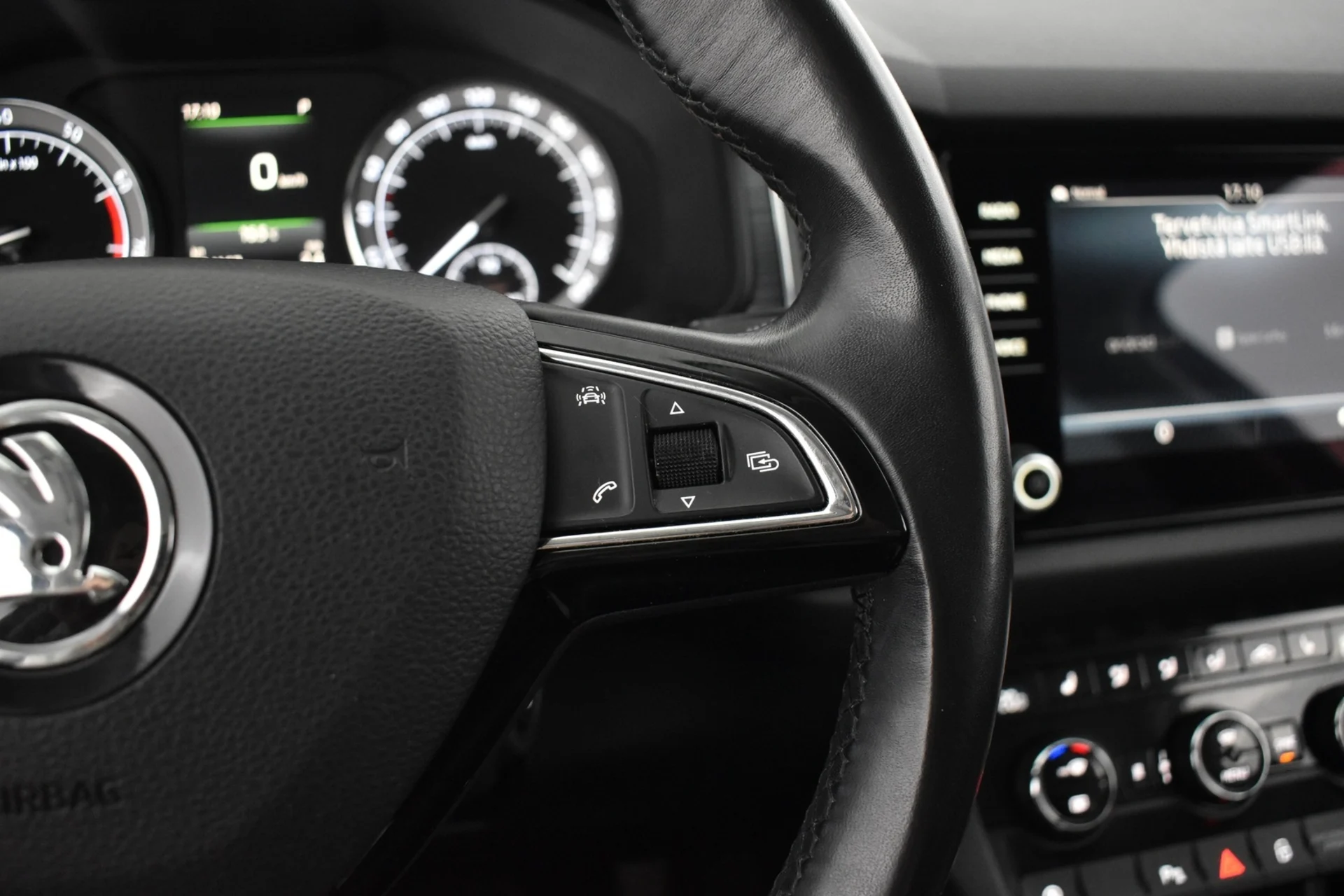 Car Image - 1LNWExdKiV3LTYqpGiTpAT